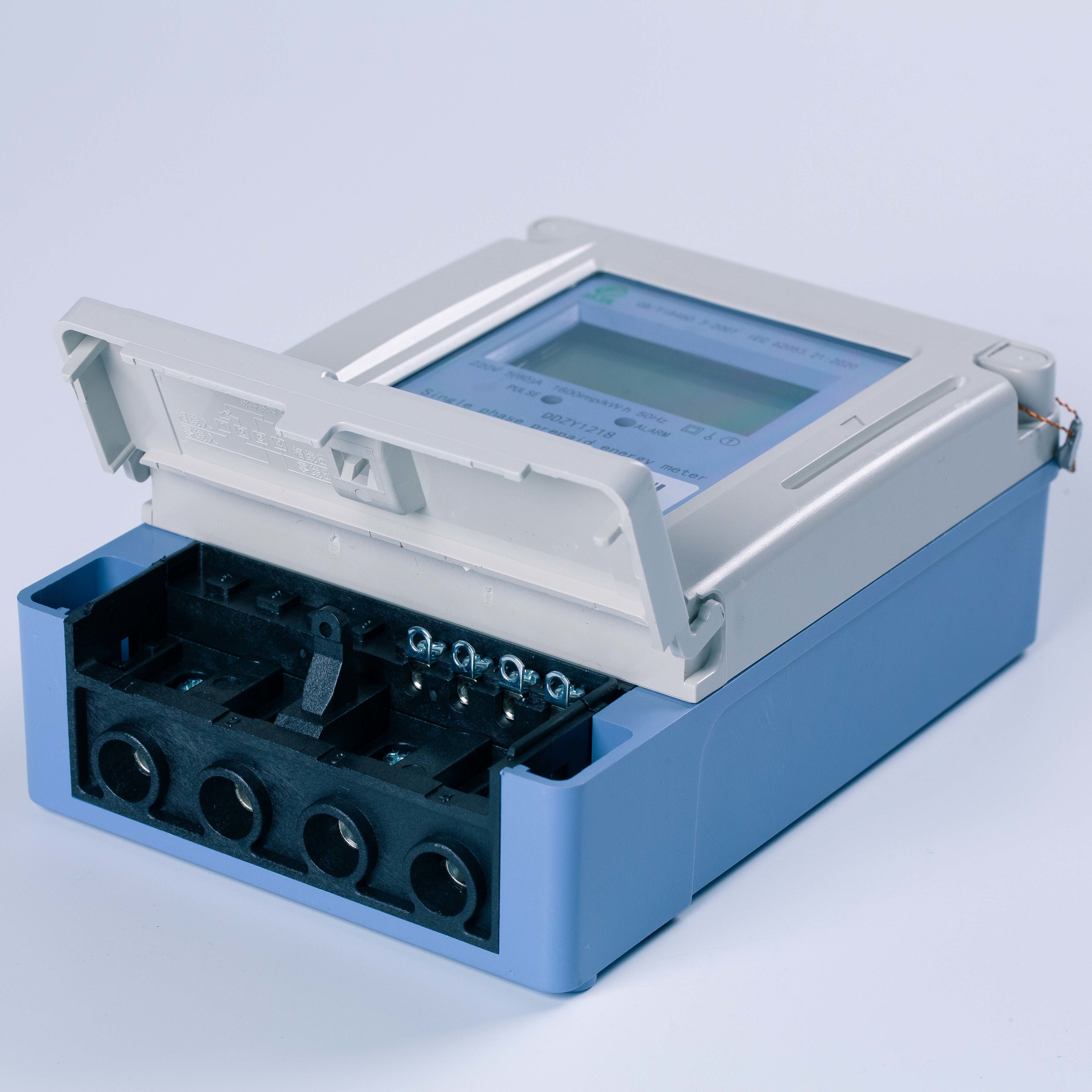 GPRS GSM Single Phase Energy Meter Digital Din Rail Mounted Electricity